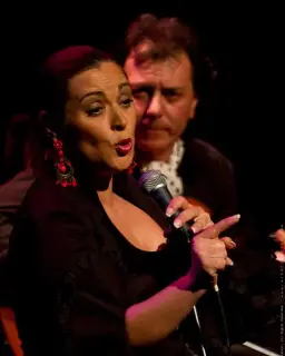 Cartel de Recital flamenco, a cargo de la cantaora Manuela Cordero y del guitarrista Antonio Carrión. en Teatro Circo – Sala Pepe Isbert
