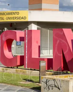Cartel de Datathon UCLM-Celonis en Escuela Superior de Ingeniería Informática
